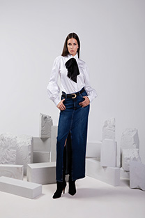 Tiffany Production Ženska košulja sa naglašenim rukavima i kontrastnom maramom