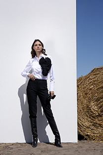 Tiffany Production Ženska košulja sa cvetnim detaljem