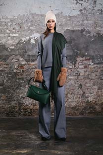 Ženski džemper sa okruglim izrezom i spuštenim rukavima Tiffany Production