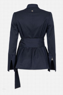 Elegantni sako sa lame prugama i pojasom Tiffany Production