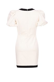 Mini haljina sa naglašenim rukavima i ukrasnim cvetom Tiffany Production