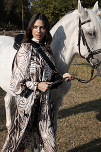 Midi haljina sa visokim okovratnikom i kaišem Tiffany Production