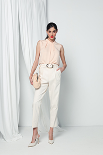 Pantalone visokog struka sa ukrasnim kaišem u istoj boji Tiffany Production