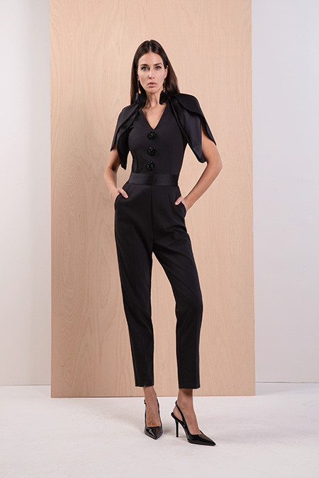 Ženski kombinezon sa naglašenim rukavima i pojasom Tiffany Production