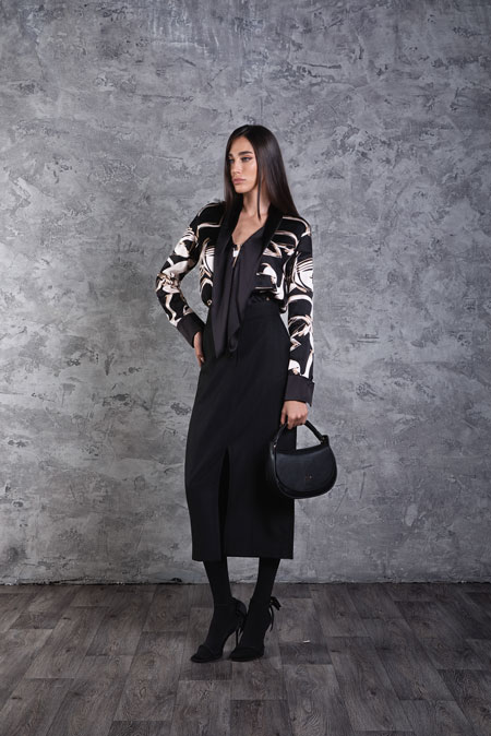 Tiffany Production Bluza dugih rukava u dezenu sa kragnom koja se vezuje