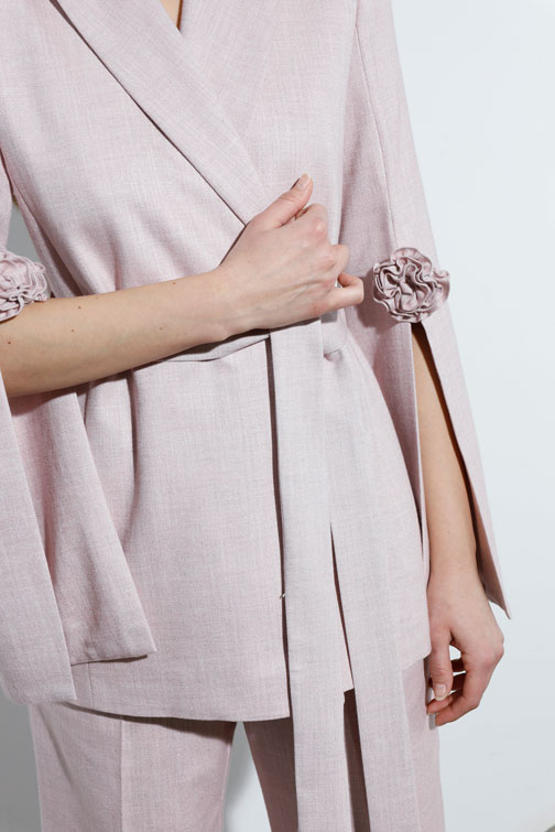 Elegantni sako sa vezivanjem u struku Tiffany Production