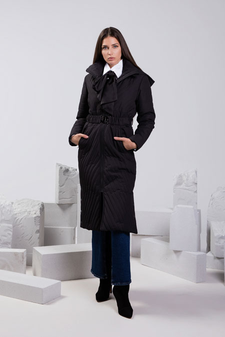 Prošivena jakna sa kapuljačom i kaišem Tiffany Production