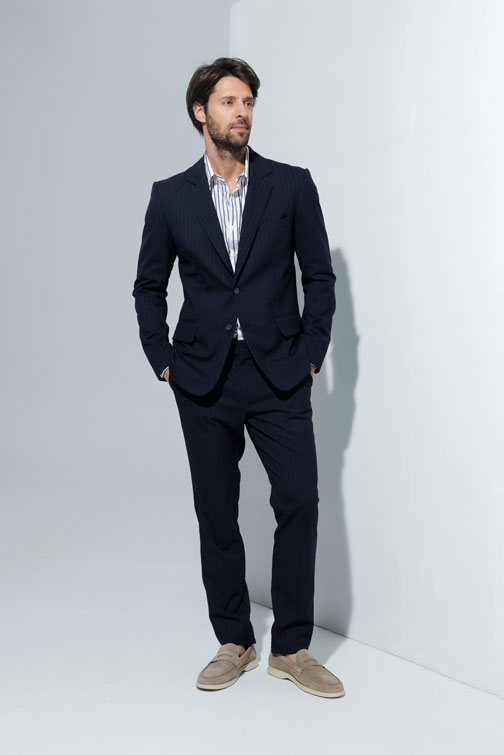 Tiffany Production Teget pantalone sa tankim prugama