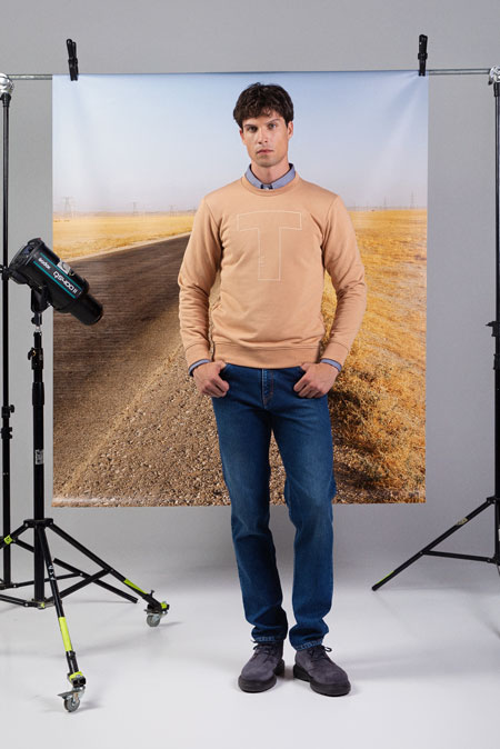 Muške uske farmerke tamnijeg pranja sa izbledelim efektom Tiffany Production