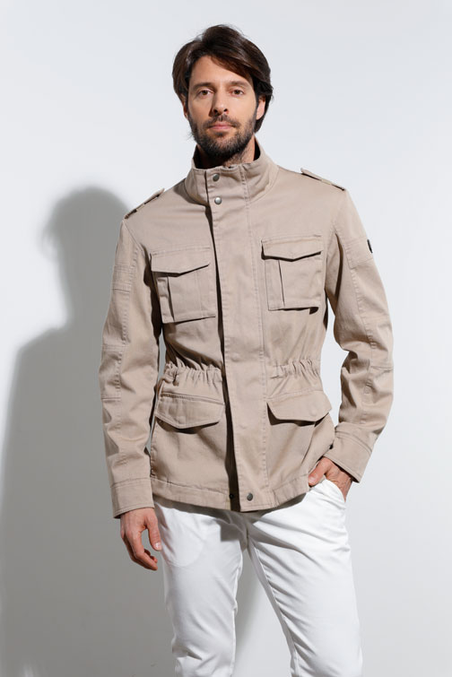 Bež jakna sa džepovima Tiffany Production